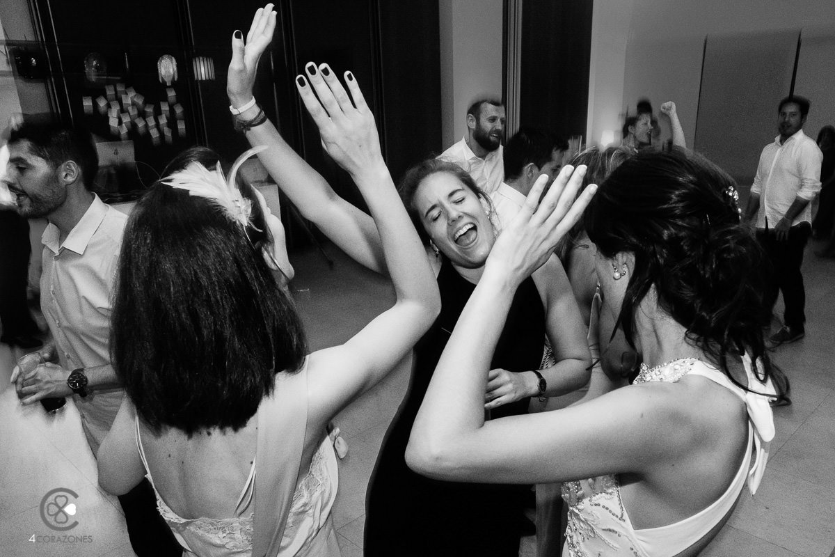 fotos-de-boda-en-san-roque-001-cuatro-corazones-fotografia-juanlu-corrales